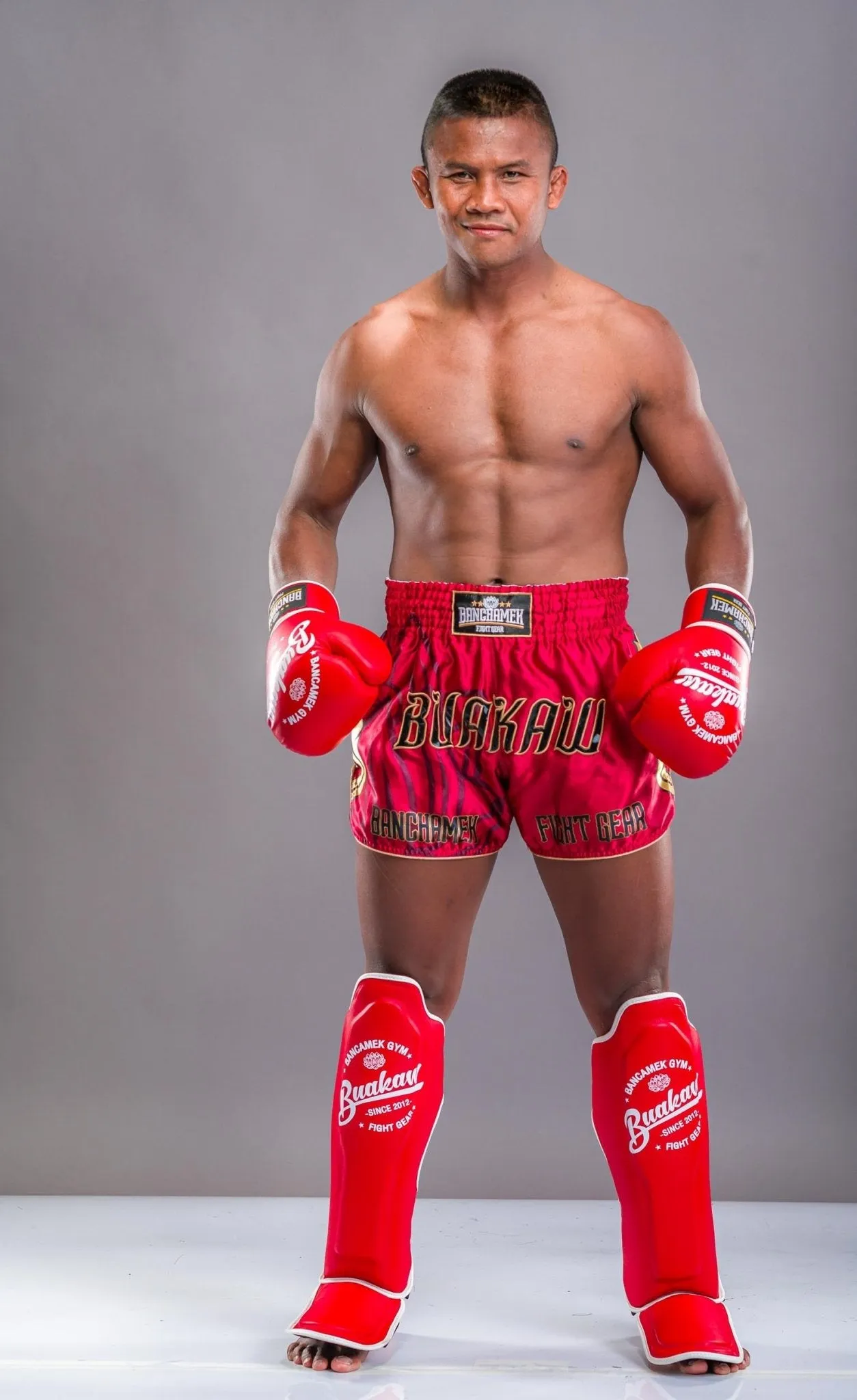 Buakaw Boxing Gloves BGL-W1 Red