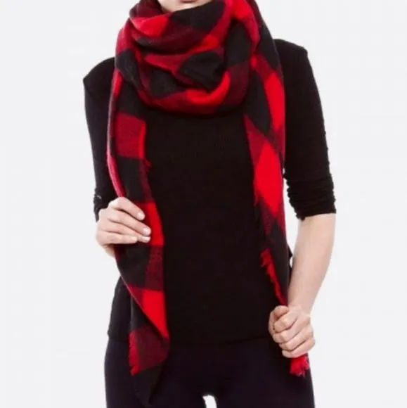 Tres Chic Oversized Blanket Scarf - Black & Red